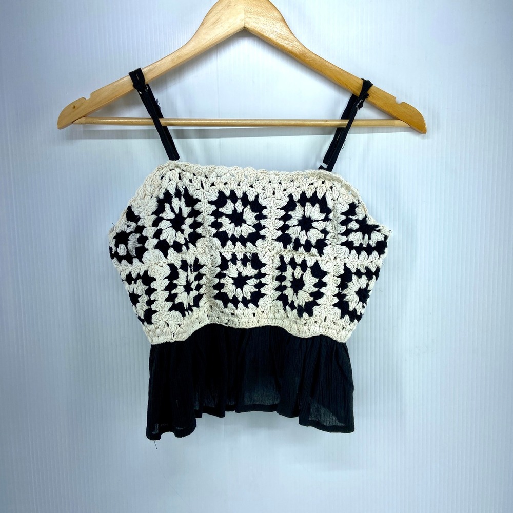 Rebellion Again Black White Granny Square Crochet Top Womens XS NWT‎